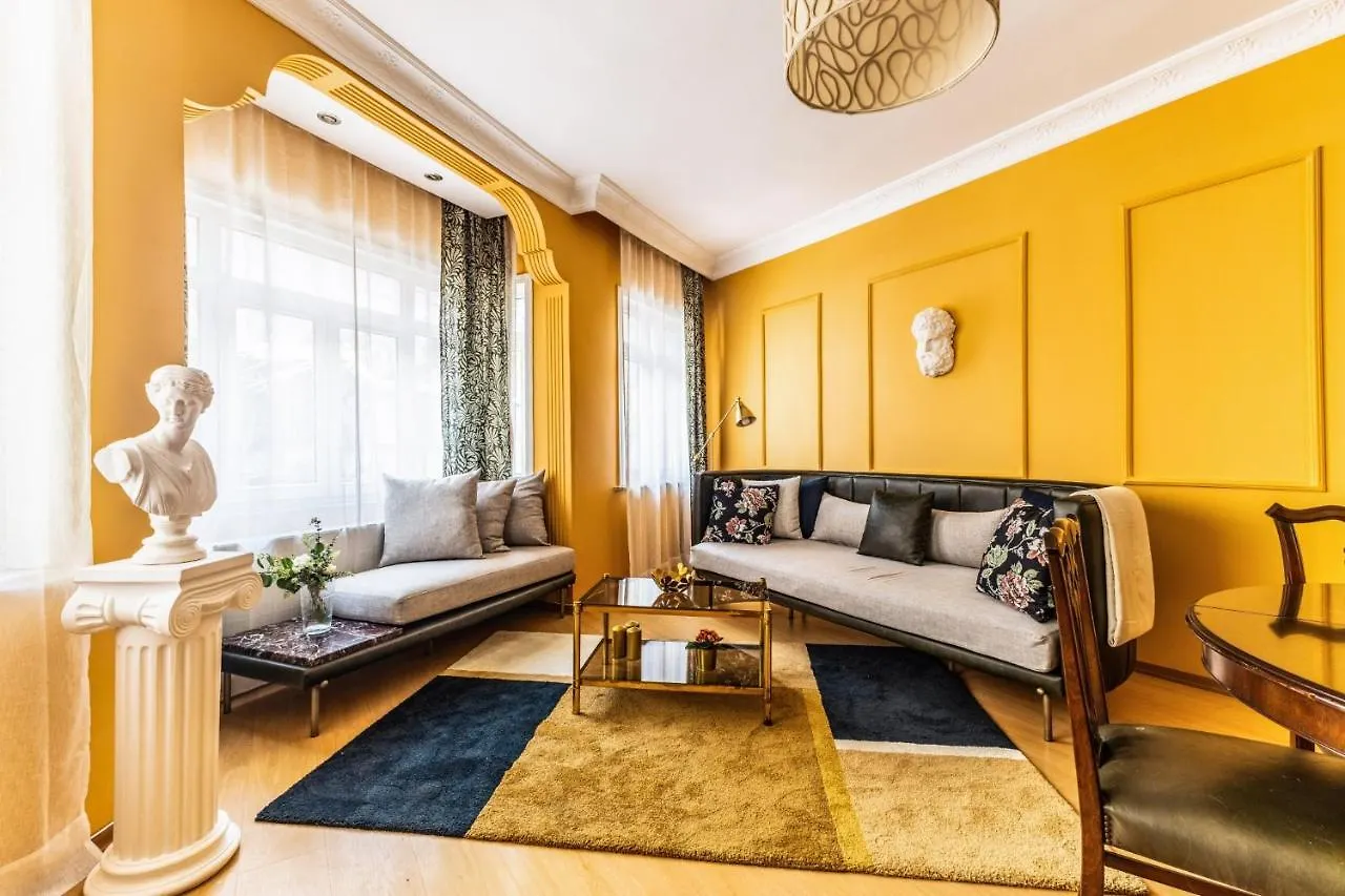 Unique Flat W Balcony 5 Min To Istiklal Street Lejlighed Istanbul