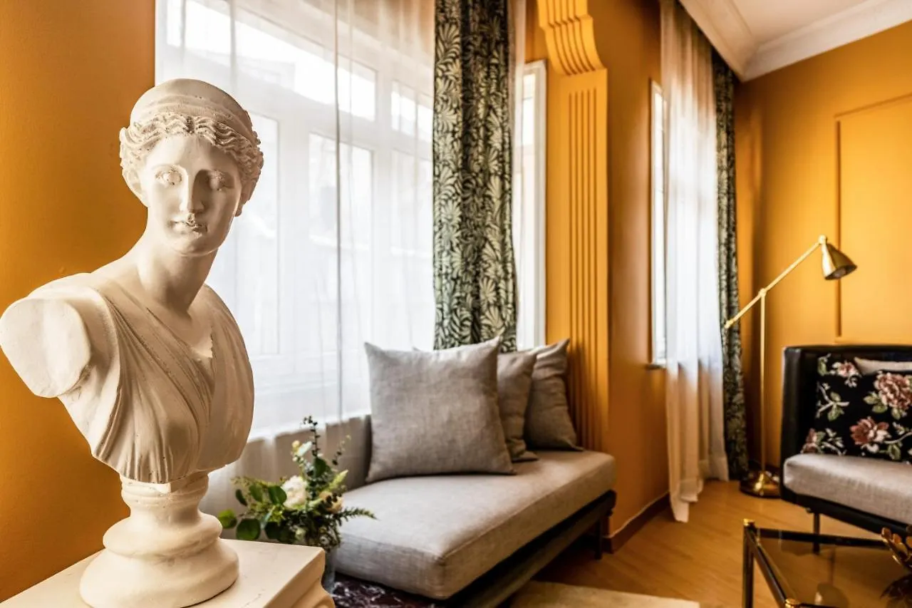 Unique Flat W Balcony 5 Min To Istiklal Street Lejlighed Istanbul
